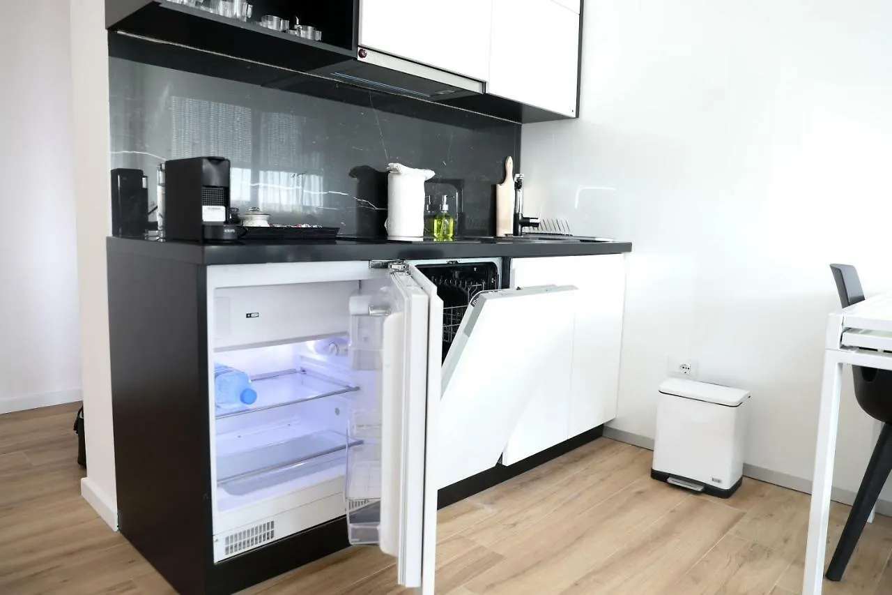 Tiranatop Suites 3 1000 Ft2 Apartament
