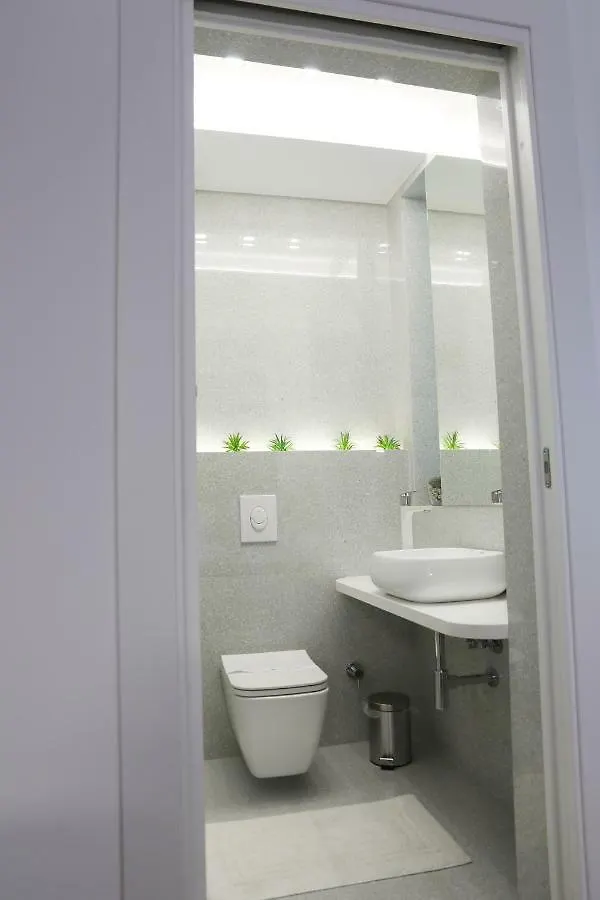 Tiranatop Suites 3 1000 Ft2 Tirana